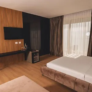 Hotel Grand Mirage, Vlore