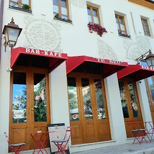 Bed & Breakfast Tebeu Coffe And Bar, Vlore