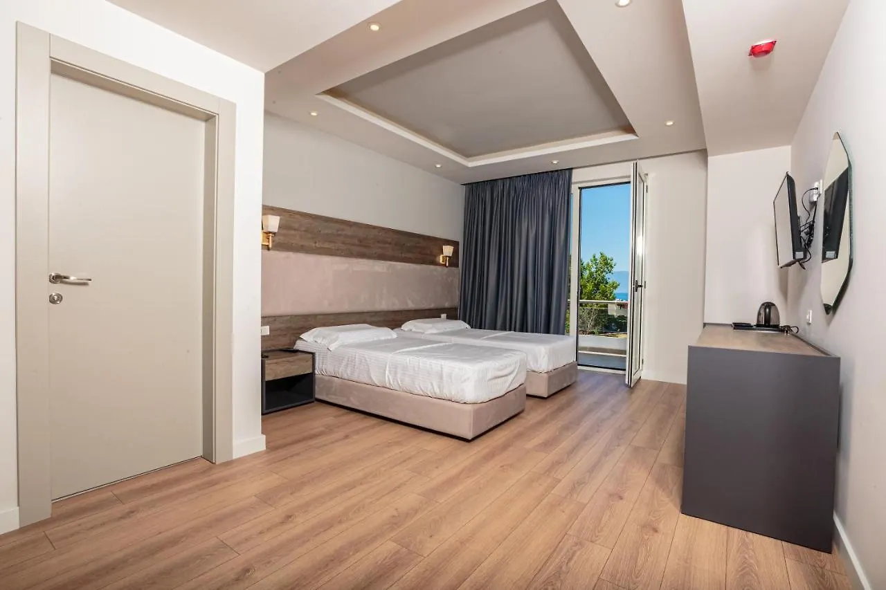 Real Hotel