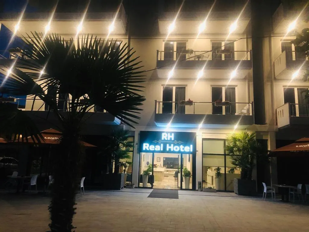 Real Hotel Влёра